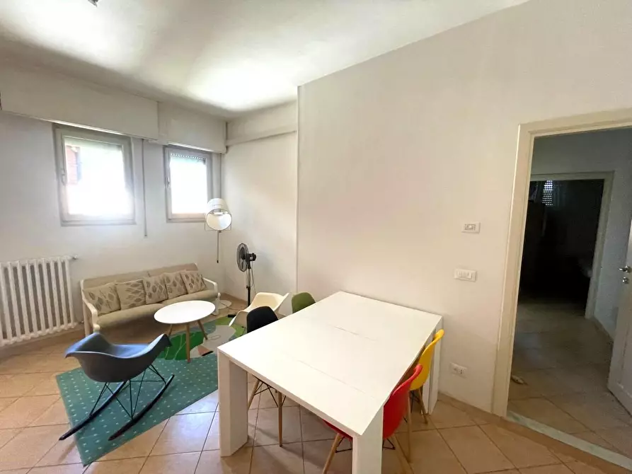 Immagine 9 di Appartamento in vendita  a Massa
