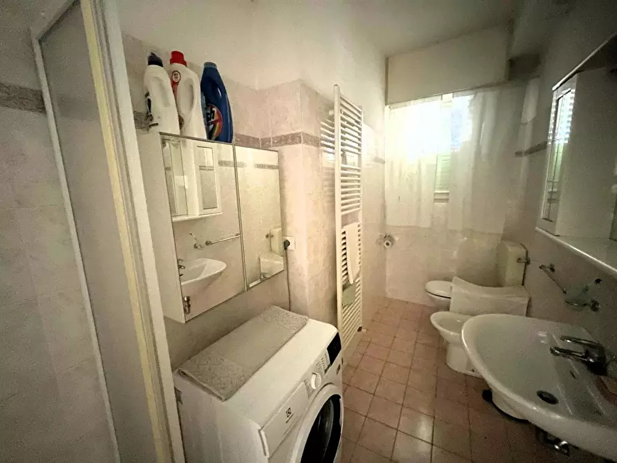 Immagine 23 di Appartamento in vendita  a Massa