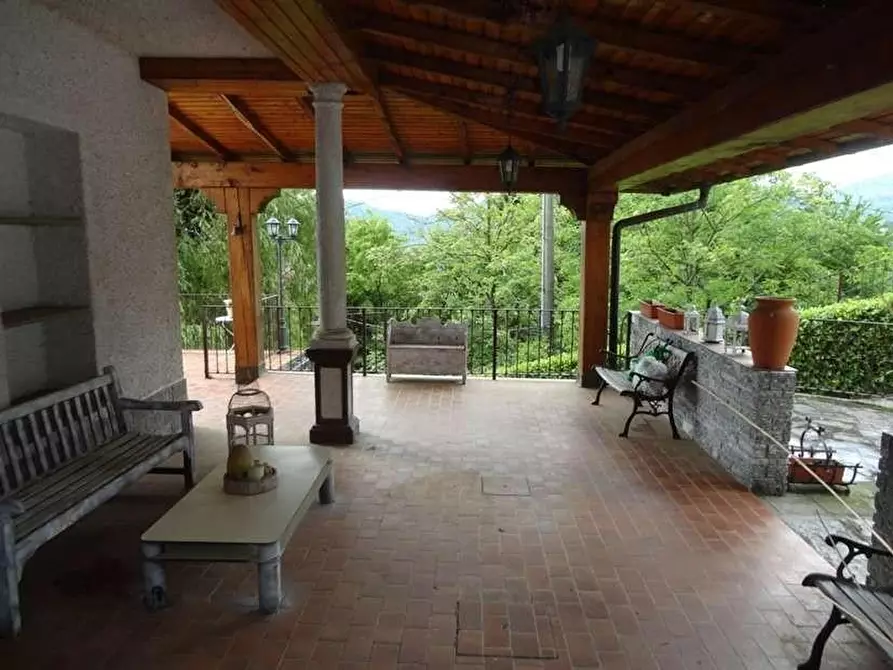 Immagine 4 di Casa bifamiliare in vendita  a Sormano