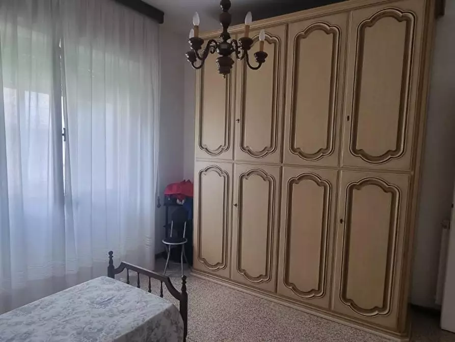 Immagine 14 di Appartamento in vendita  a Carrara