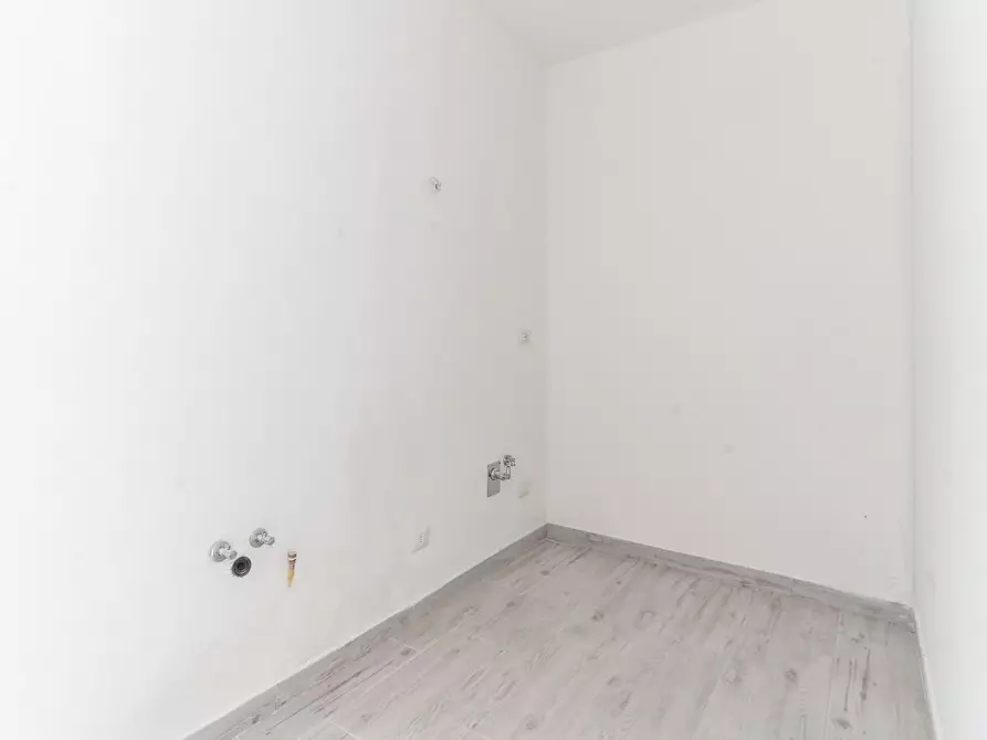 Immagine 11 di Appartamento in vendita  a Empoli
