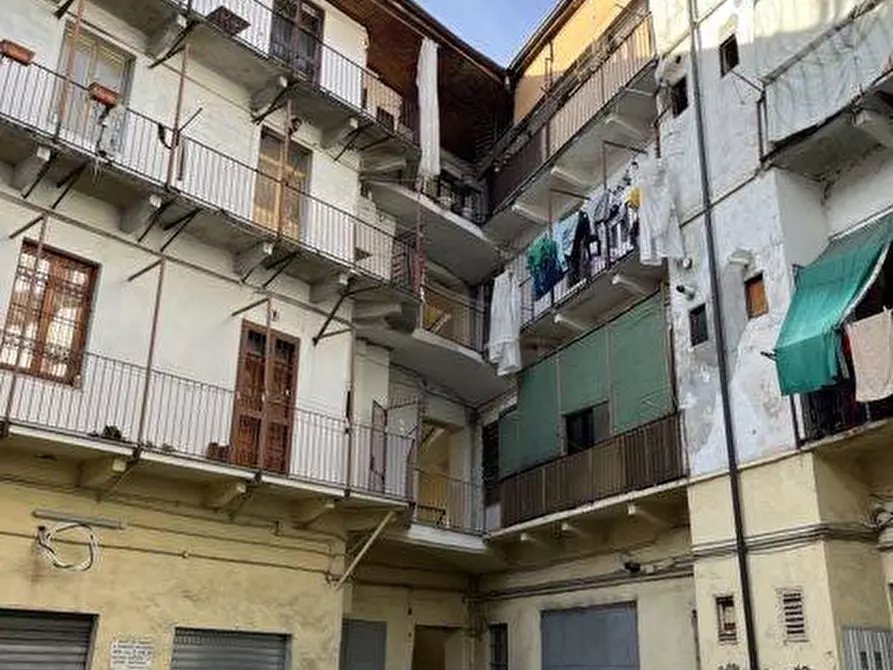 Immagine 2 di Appartamento in vendita  a Torino