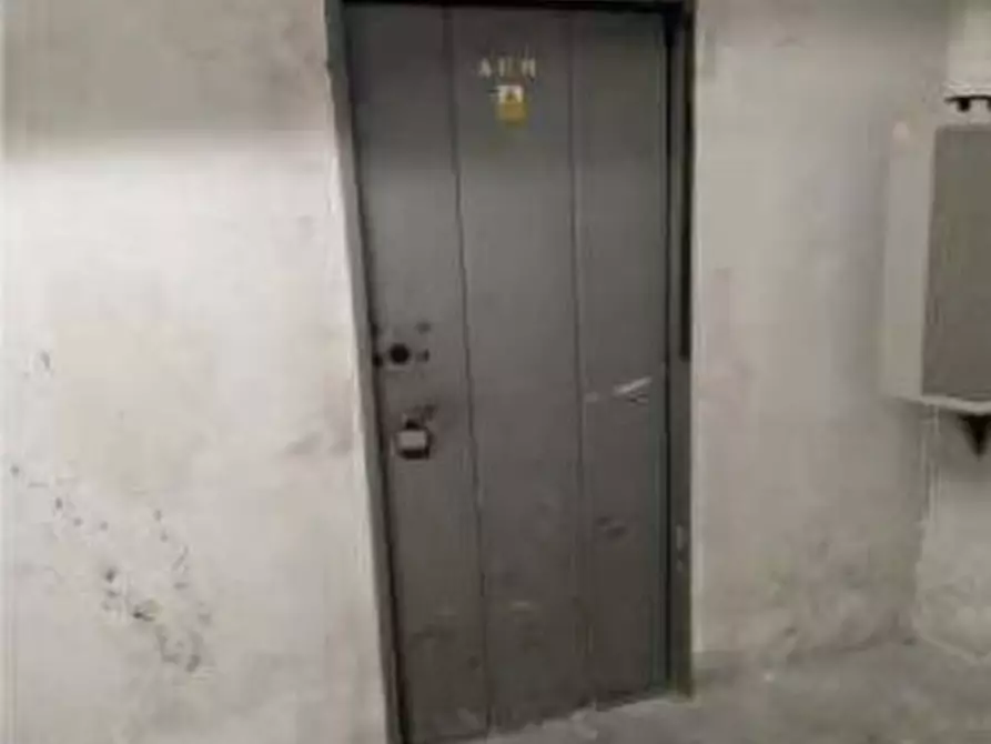 Immagine 10 di Appartamento in vendita  a Torino