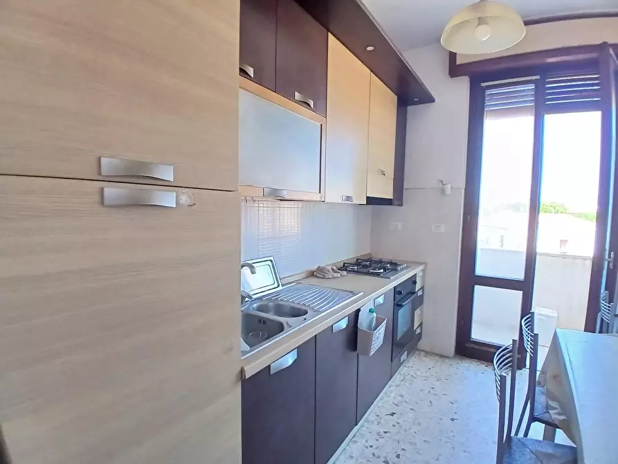 Immagine 6 di Appartamento in vendita  a Livorno