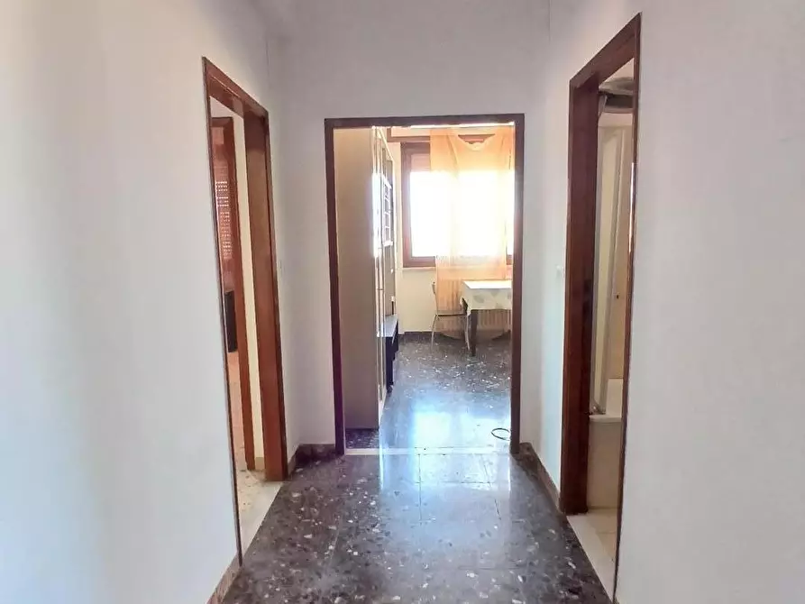 Immagine 8 di Appartamento in vendita  a Livorno