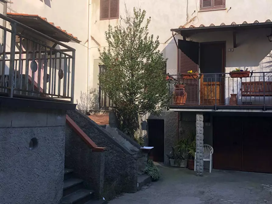 Immagine 1 di Appartamento in vendita  a Borgo A Mozzano
