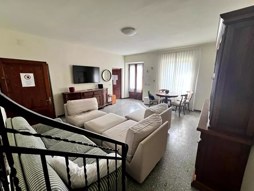 Immagine 10 di Appartamento in vendita  a Pescaglia