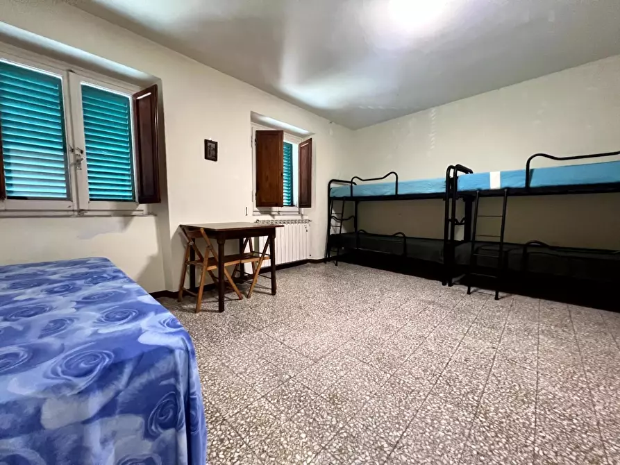 Immagine 28 di Appartamento in vendita  a Pescaglia