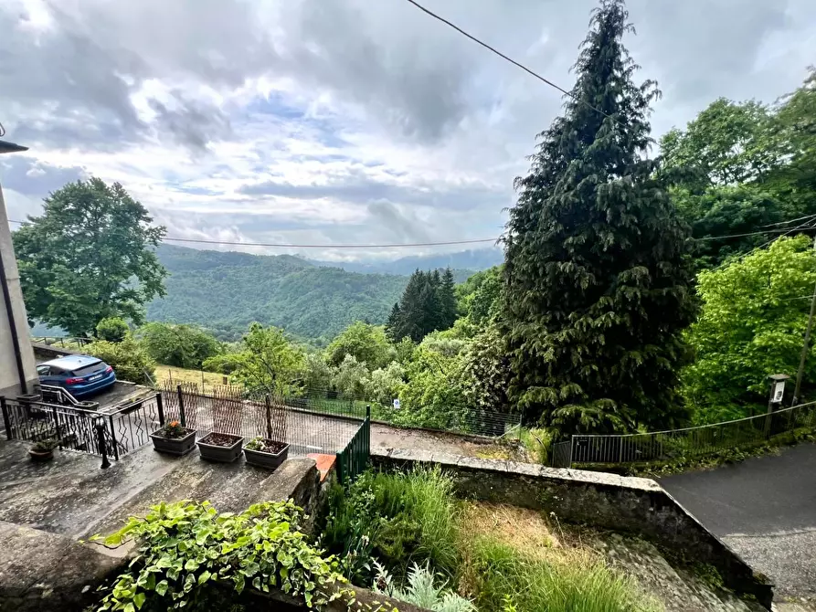 Immagine 6 di Appartamento in vendita  a Pescaglia