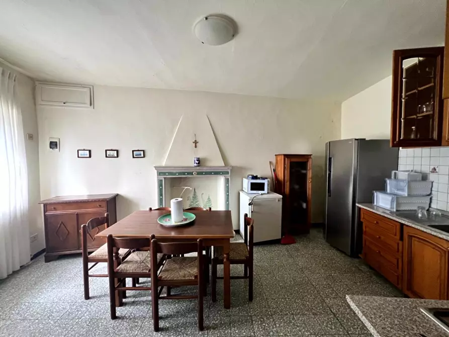 Immagine 12 di Appartamento in vendita  a Pescaglia