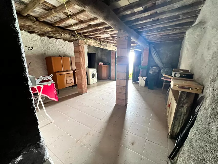Immagine 16 di Appartamento in vendita  a Pescaglia