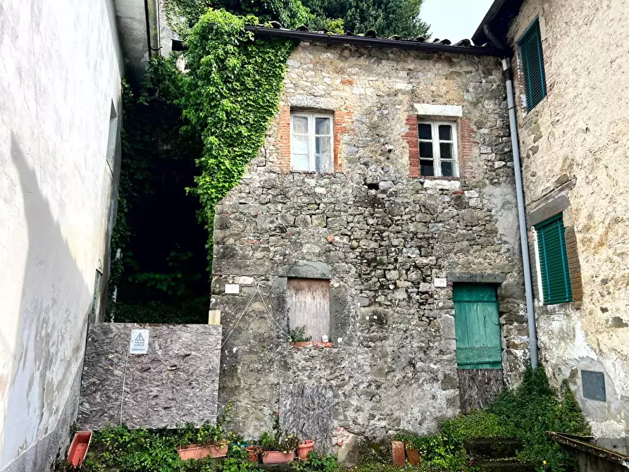 Immagine 5 di Appartamento in vendita  a Pescaglia