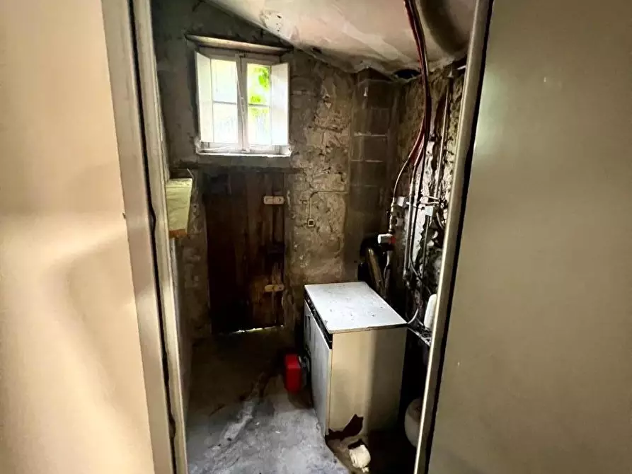 Immagine 37 di Appartamento in vendita  a Pescaglia