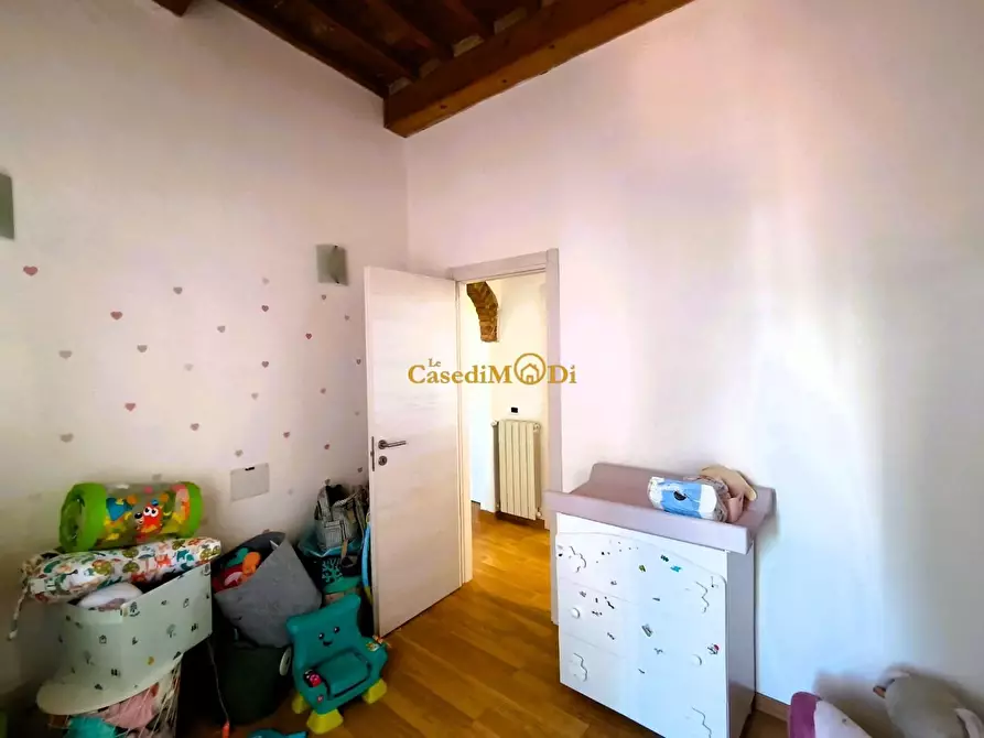 Immagine 5 di Appartamento in vendita  a Livorno