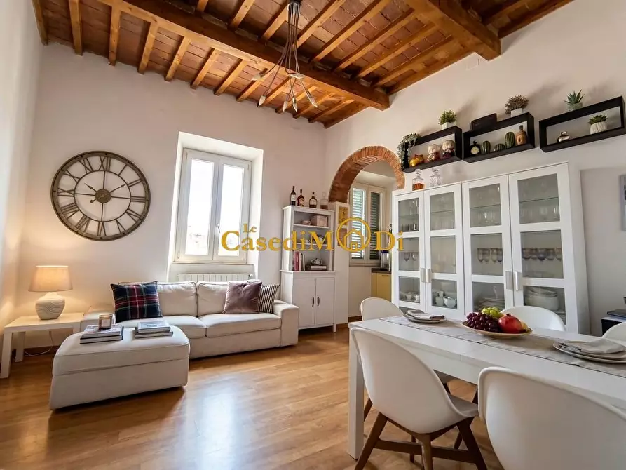 Immagine 1 di Appartamento in vendita  a Livorno