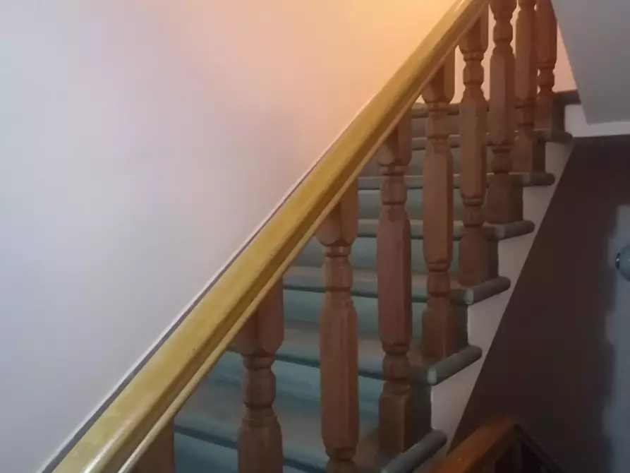 Immagine 10 di Villa in vendita  a Carmignano
