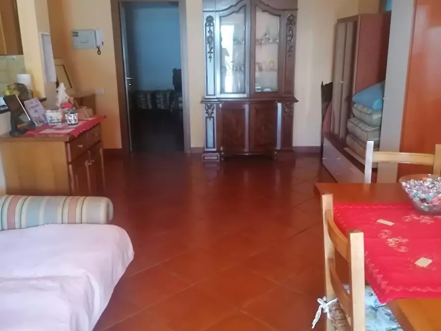 Immagine 25 di Villa in vendita  a Carmignano
