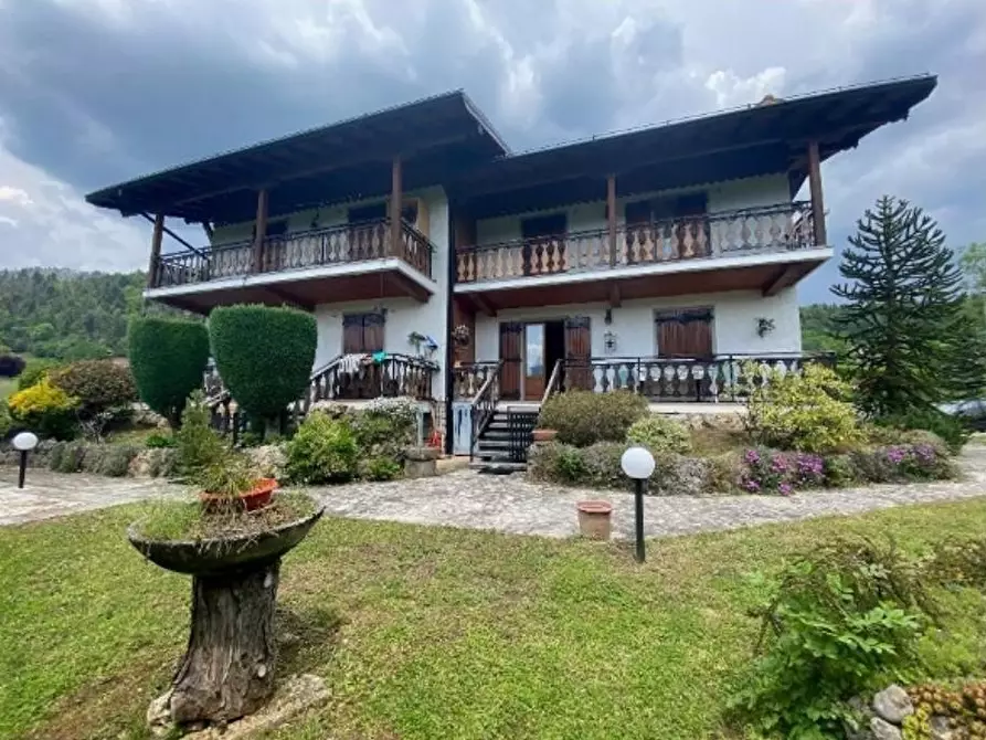 Immagine 3 di Casa bifamiliare in vendita  a Fino Del Monte
