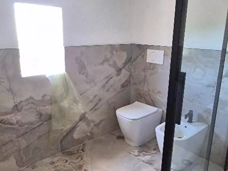 Immagine 31 di Terratetto in vendita  a Cascina