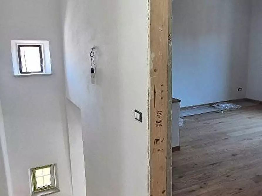 Immagine 14 di Terratetto in vendita  a Cascina