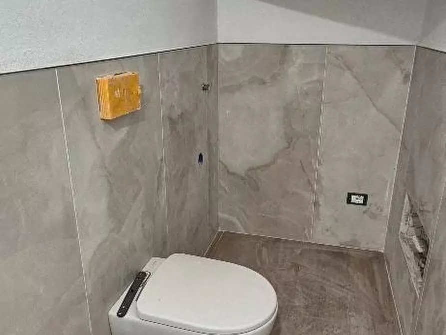 Immagine 10 di Terratetto in vendita  a Cascina