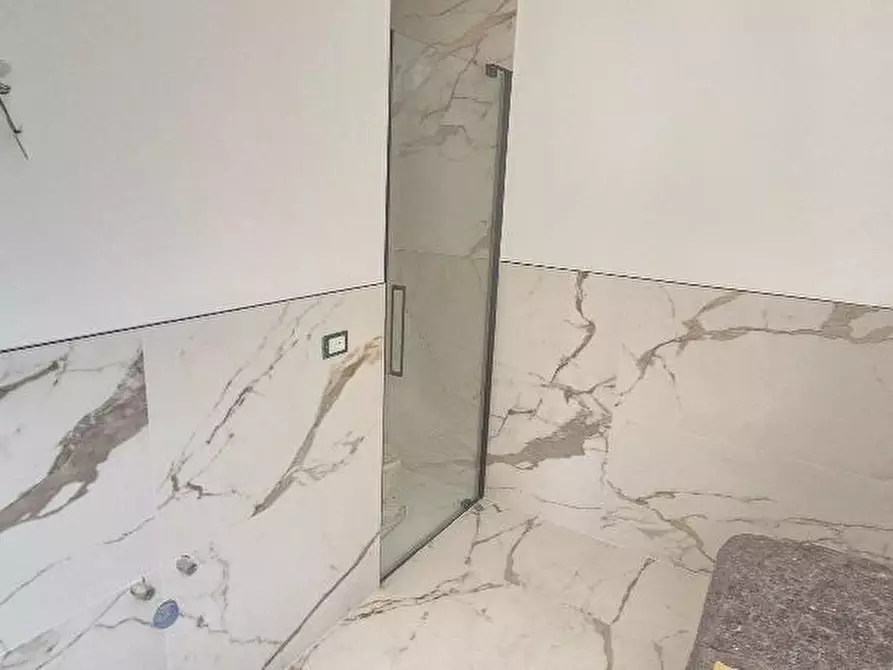 Immagine 22 di Terratetto in vendita  a Cascina