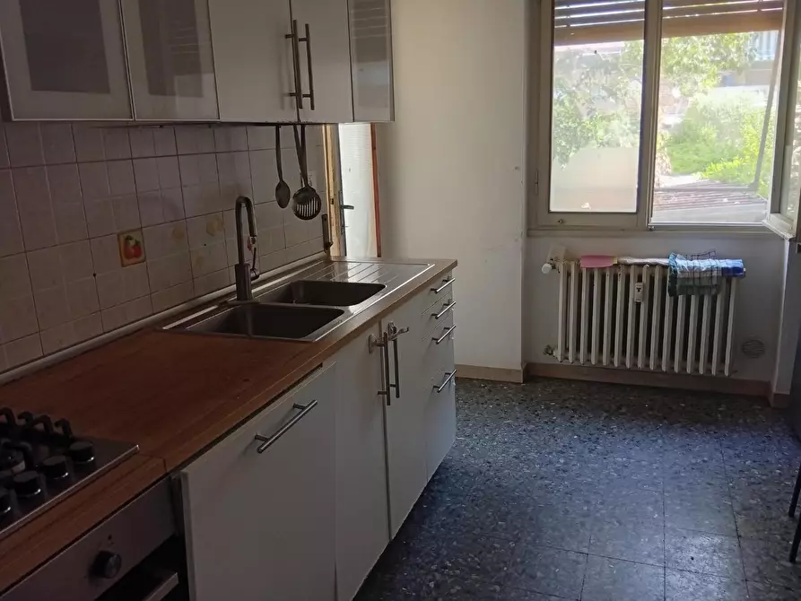 Immagine 10 di Appartamento in affitto  a Pisa