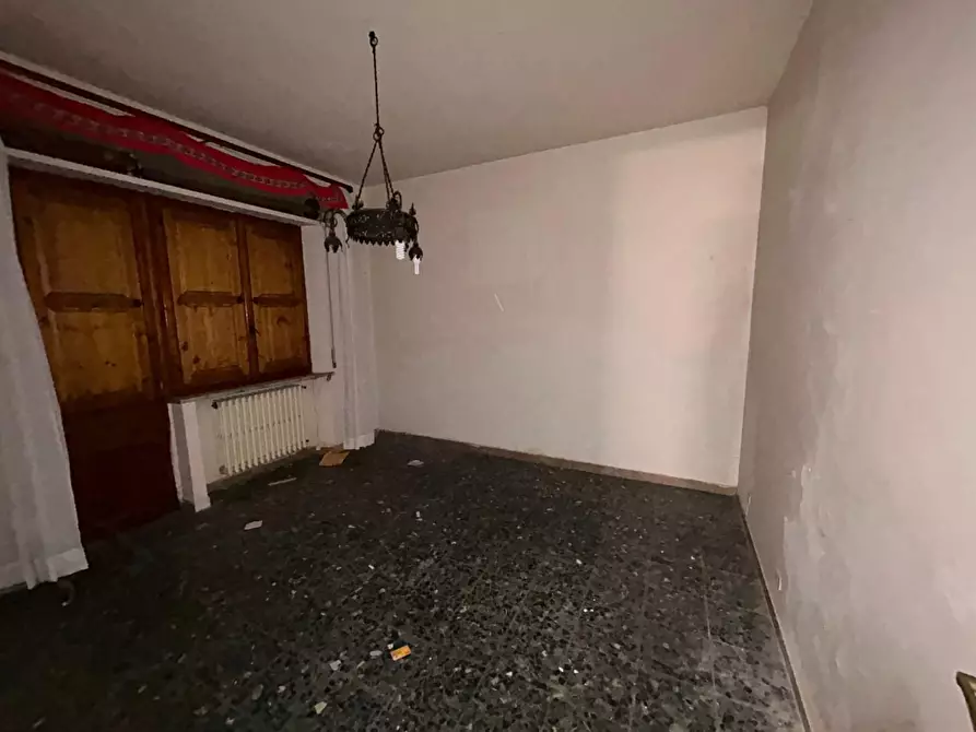 Immagine 21 di Appartamento in vendita  a Siena