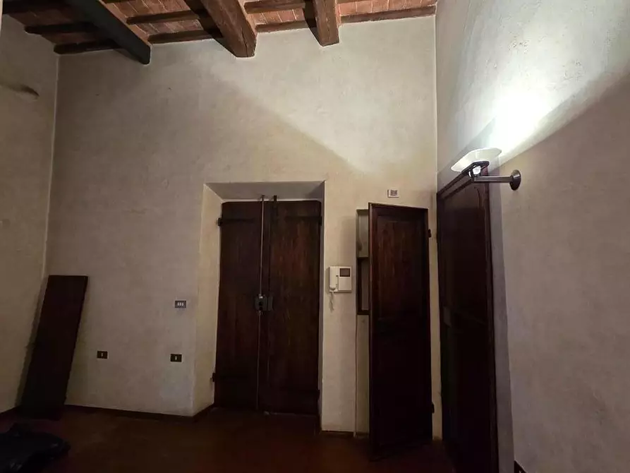 Immagine 12 di Appartamento in vendita  a Pisa
