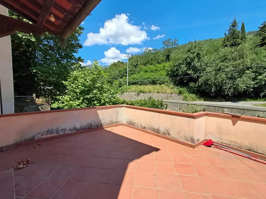 Immagine 5 di Appartamento in vendita  a Buti