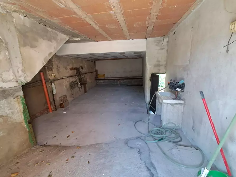 Immagine 31 di Appartamento in vendita  a Buti