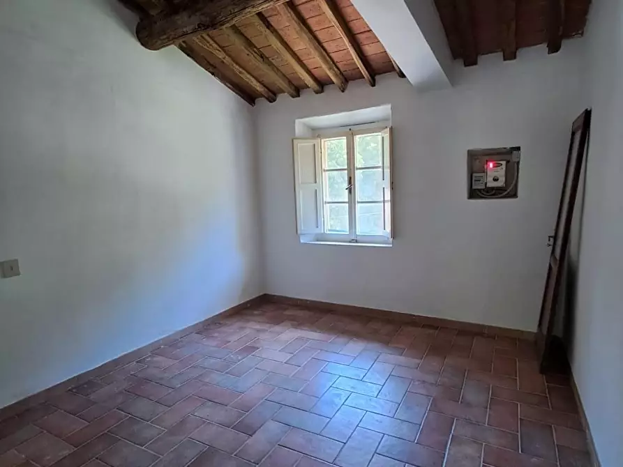 Immagine 21 di Appartamento in vendita  a Buti
