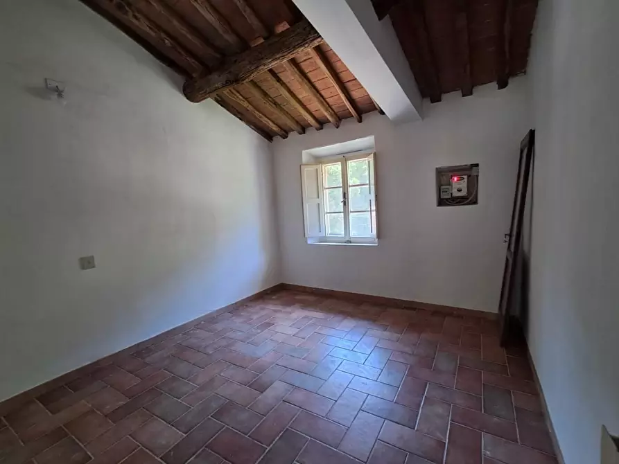 Immagine 20 di Appartamento in vendita  a Buti