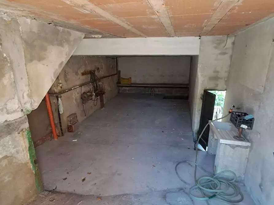 Immagine 32 di Appartamento in vendita  a Buti