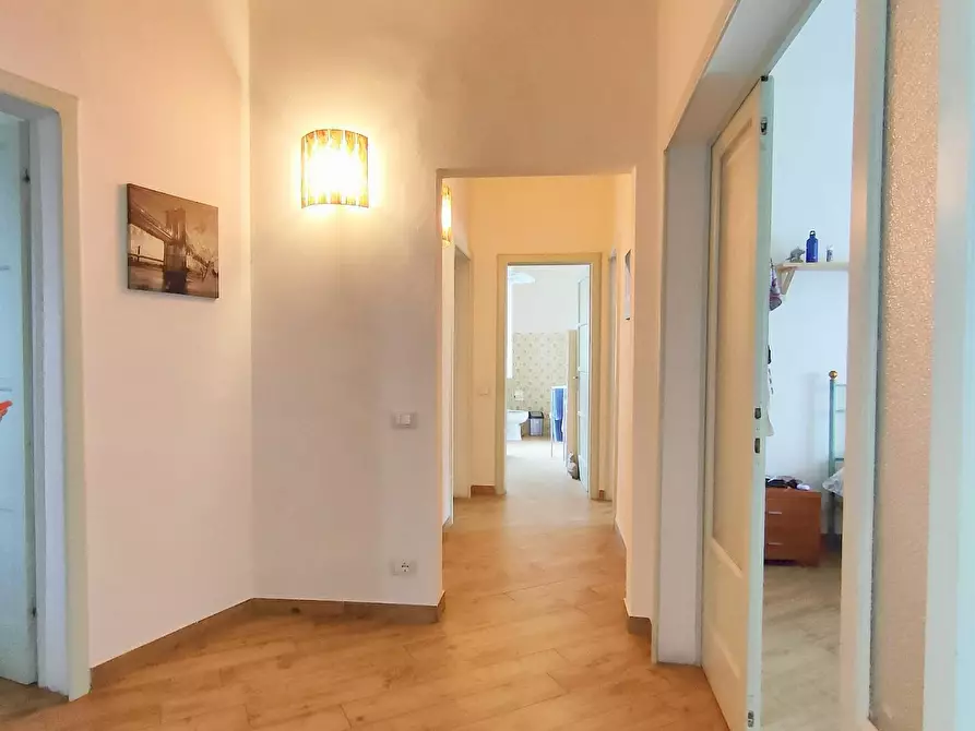 Immagine 9 di Appartamento in vendita  a Pisa