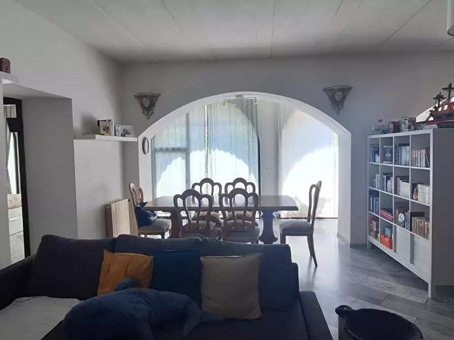 Immagine 3 di Appartamento in vendita  a Borgo A Mozzano