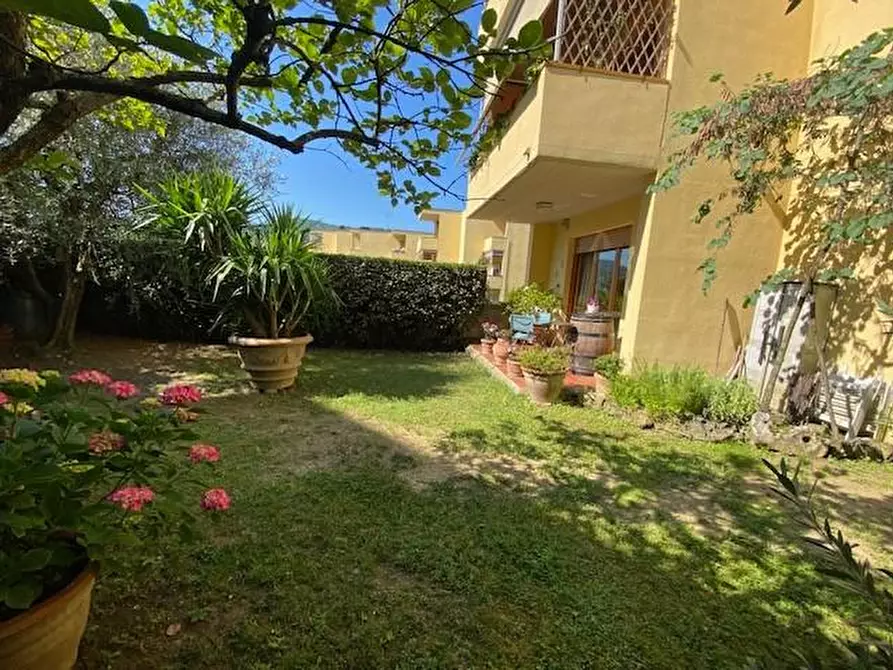Immagine 9 di Appartamento in vendita  a Serravalle Pistoiese