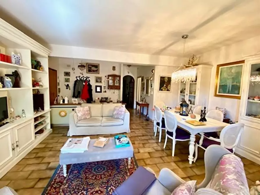 Immagine 14 di Appartamento in vendita  a Serravalle Pistoiese
