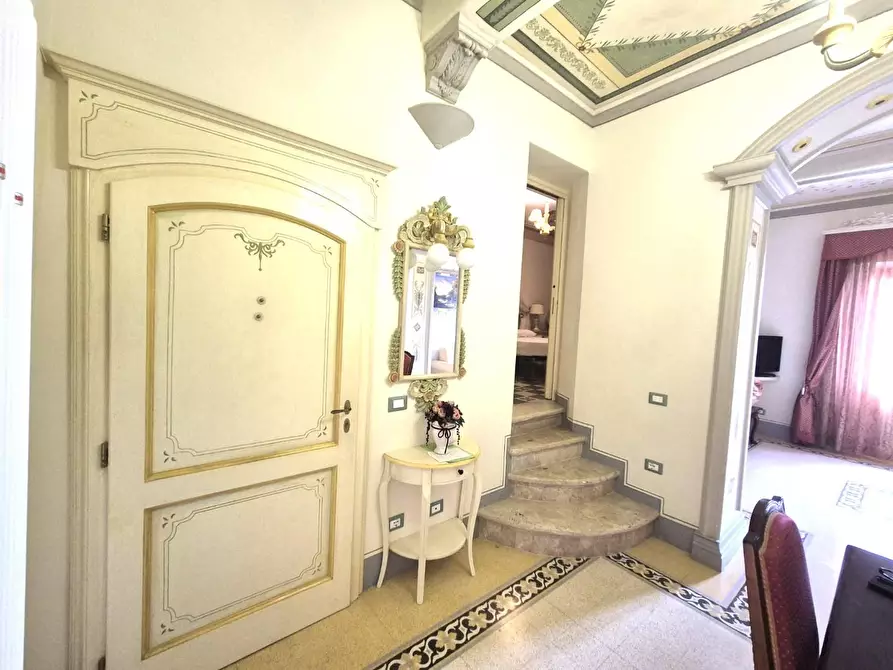 Immagine 11 di Appartamento in vendita  a Rapolano Terme