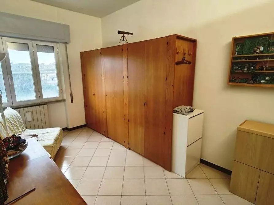 Immagine 12 di Mansarda in vendita  a Pisa