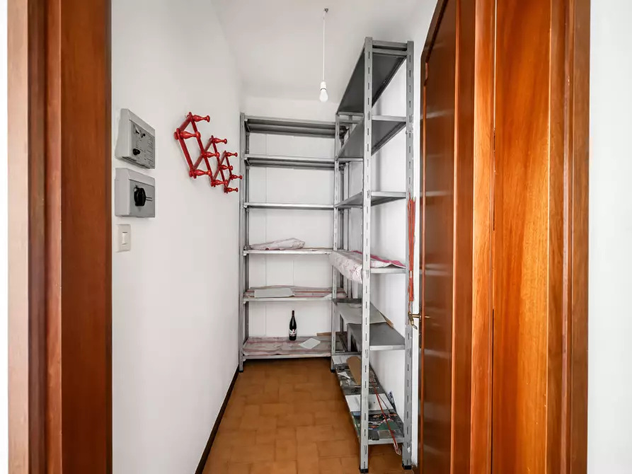 Immagine 5 di Appartamento in vendita  a Pontedera