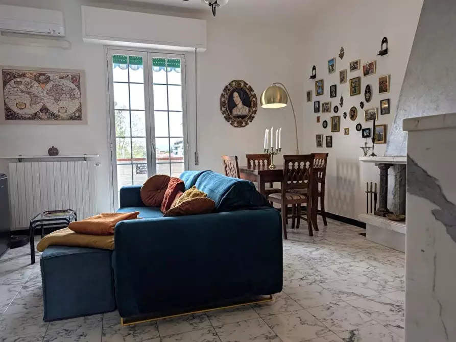 Immagine 1 di Appartamento in affitto  a Carrara