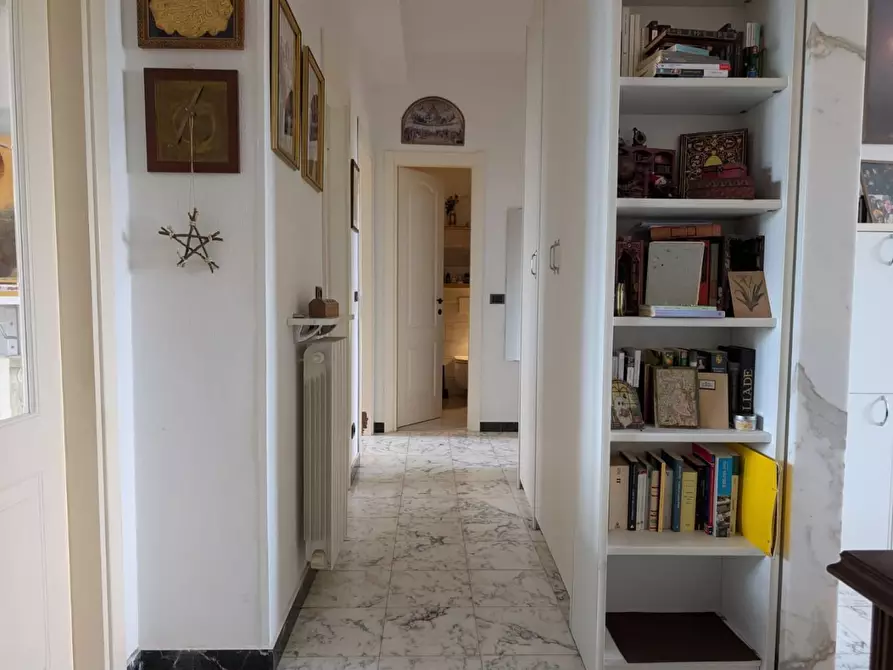 Immagine 5 di Appartamento in affitto  a Carrara