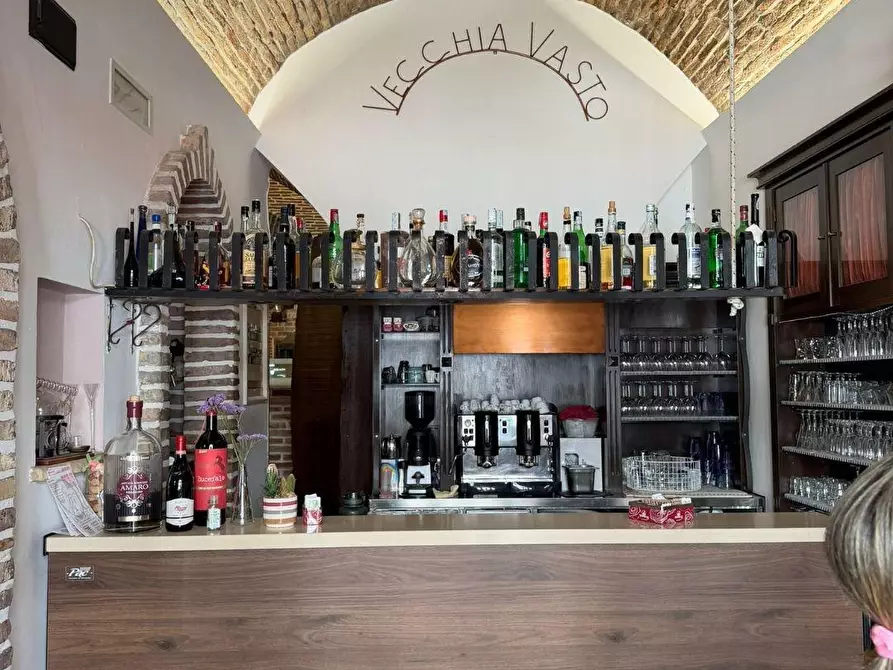Immagine 8 di Bar / Ristorante in vendita  a Vasto