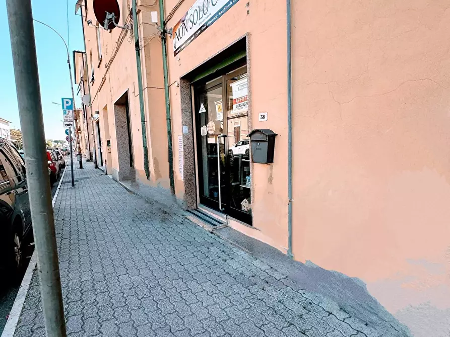 Immagine 1 di Ufficio in affitto  a Campiglia Marittima