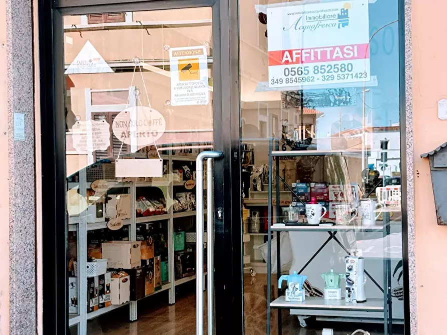 Immagine 4 di Ufficio in affitto  a Campiglia Marittima