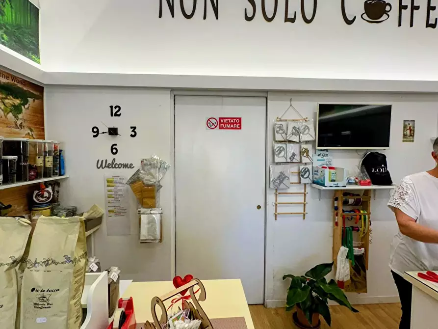 Immagine 6 di Ufficio in affitto  a Campiglia Marittima