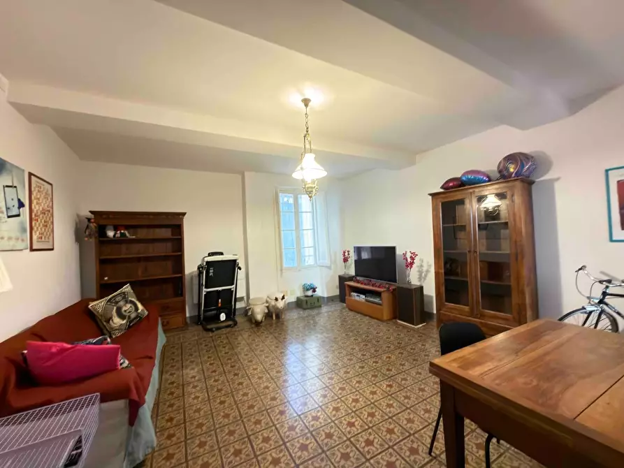 Immagine 3 di Appartamento in affitto  a Lucca