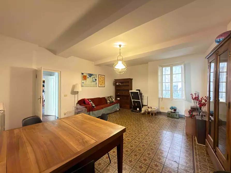 Immagine 2 di Appartamento in affitto  a Lucca