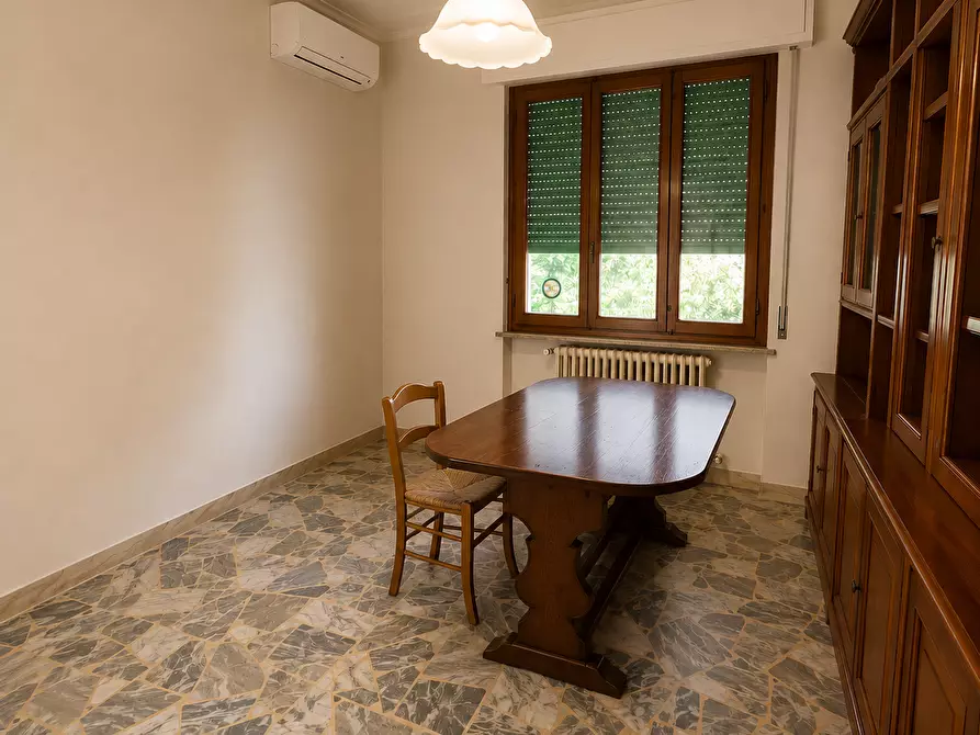 Immagine 4 di Appartamento in vendita  a Colle Di Val D'elsa